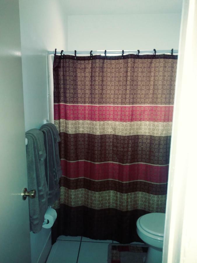 포트 로더데일 Newly Furnished Large, Clean, Quiet Private Unit 아파트 외부 사진